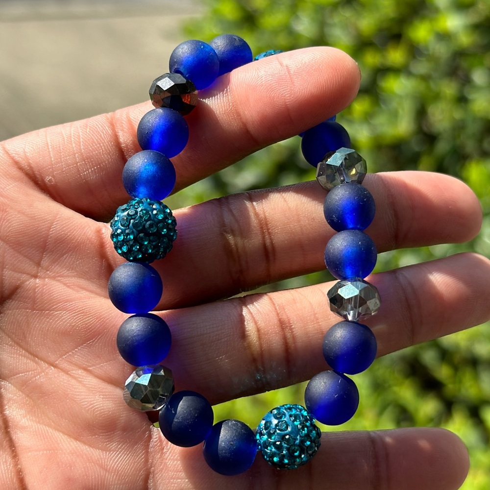 Misfit Blue